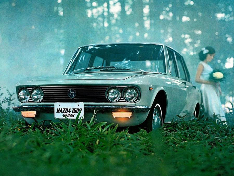  Mazda Luce 1966 года  (фото 8 из 8)